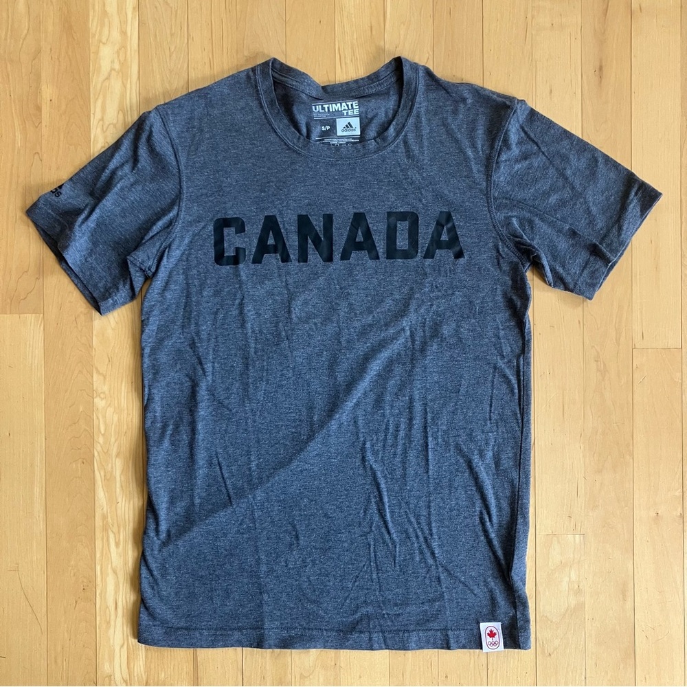 3/$20 Adidas Canada grey t-shirt small Climalite Ultimate Tee